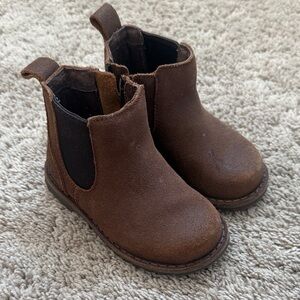 UGG Chelsea Boots - Toddler Size 6